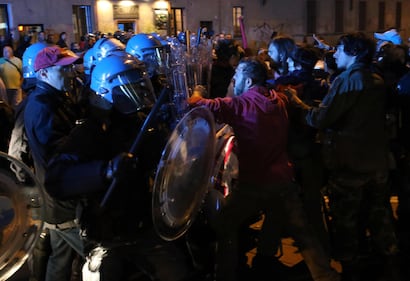 Segrate, Salvini attaccato dagli antagonisti 6