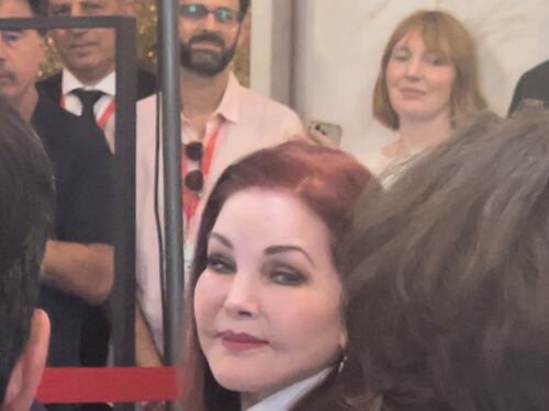 "Ecco perché Elvis scelse me". E Priscilla si prende la scena a Venezia
