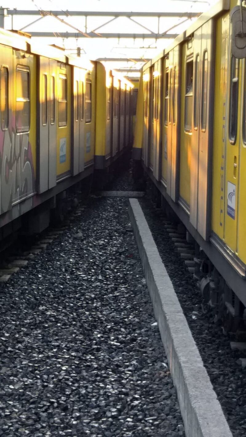 Napoli, scontro tra due treni nella metropolitana 3