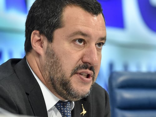 "Legittima l'annessione della Crimea". Kiev convoca l'ambasciatore italiano