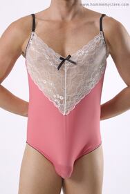 Arriva la lingerie per uomini: boom di richieste 3