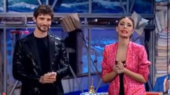 Stefano De Martino, scena imbarazzante a Made In Sud
