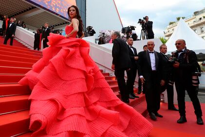 A Cannes, l'abito ha lo strascico 11