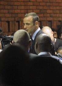 Pistorius davanti ai giudici: l'accusa conferma l'omicidio premeditato 6