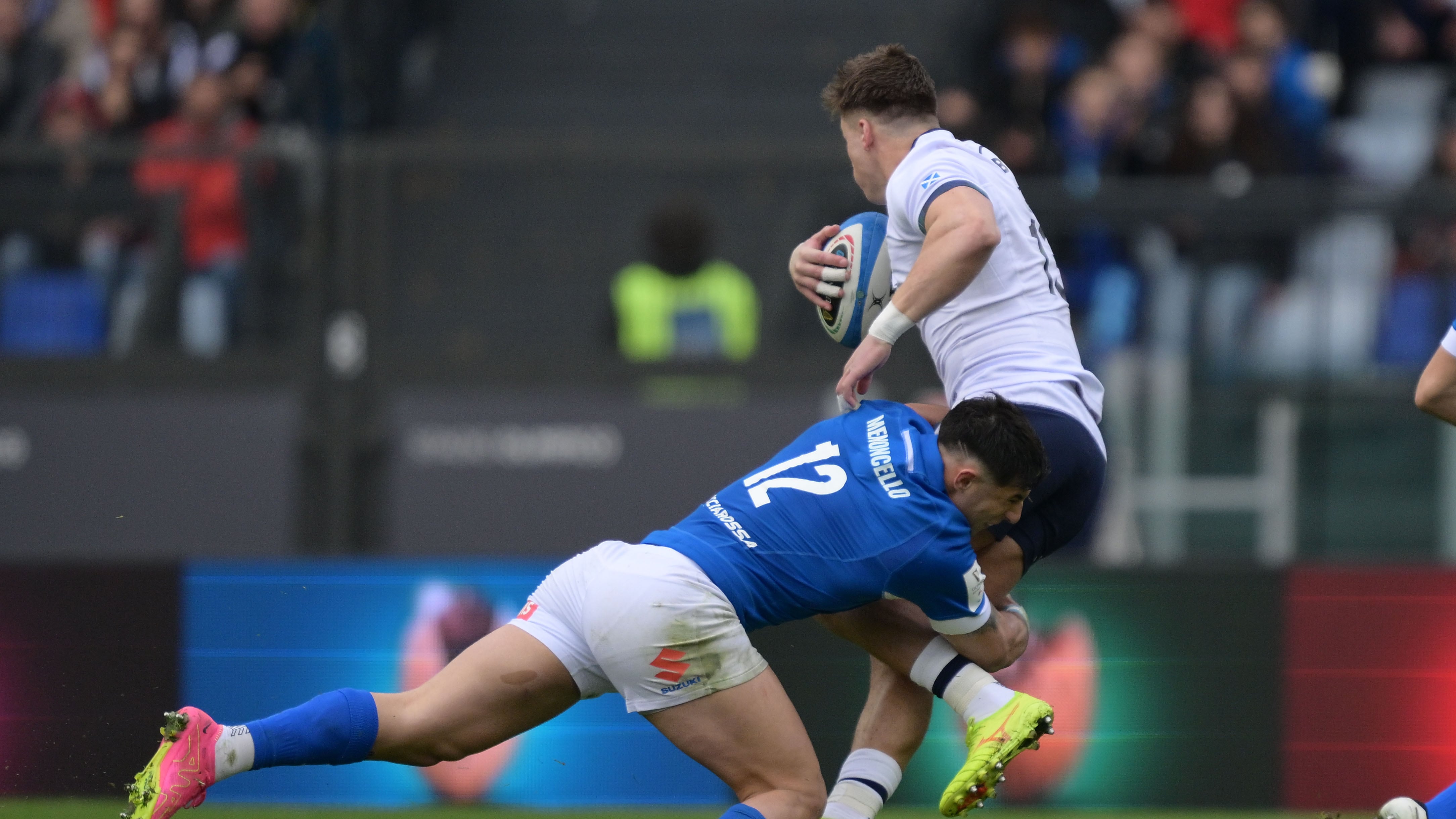 Rugby, epica rimonta, l’Italia vince al Sei Nazioni dopo 11 anni: Scozia battuta 31-29