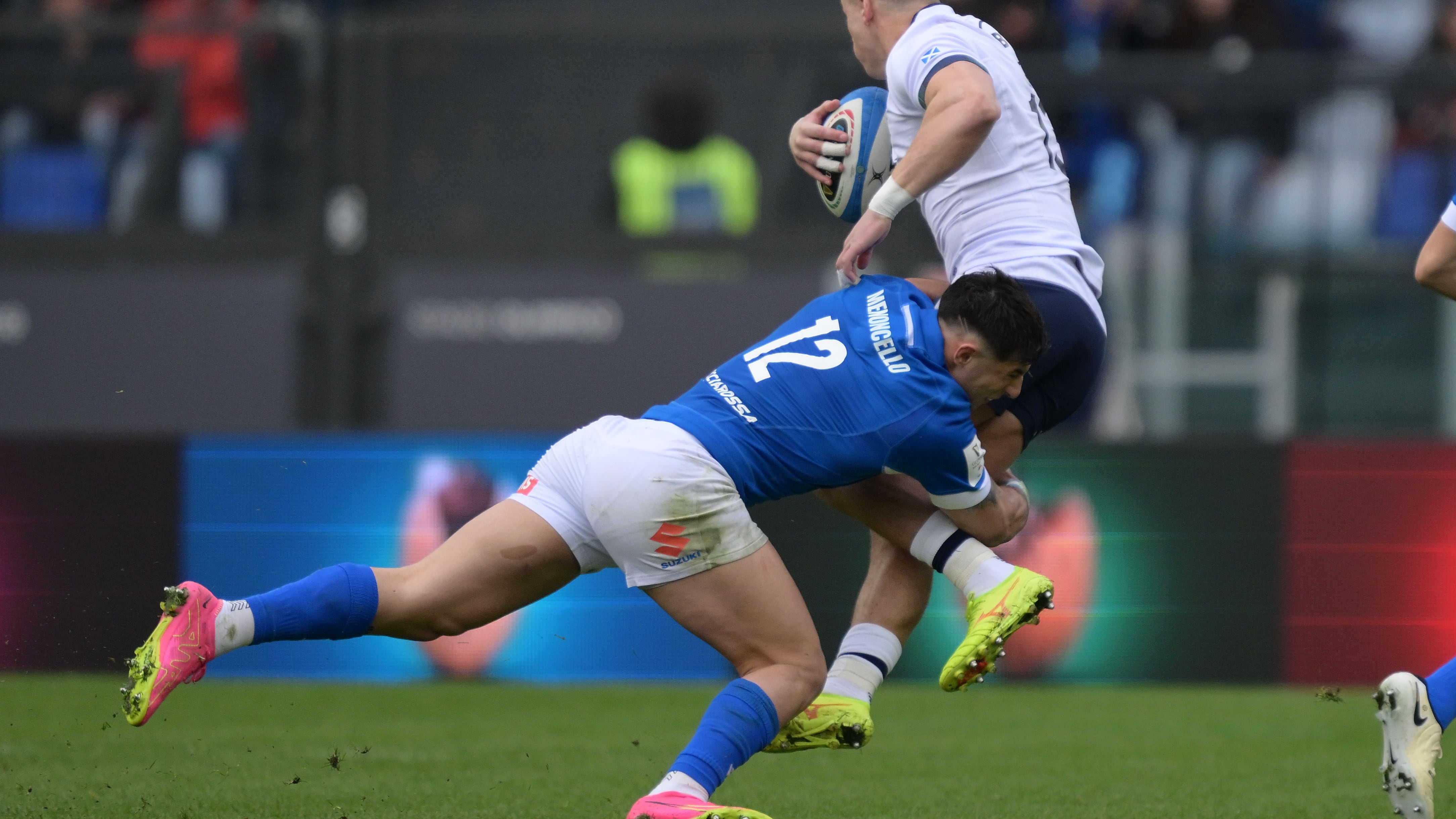 Rugby, epica rimonta, l’Italia vince al Sei Nazioni dopo 11 anni: Scozia battuta 31-29