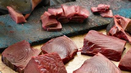 Trapani, turista milanese mangia tonno in un ristorante di San Vito Lo Capo e viene colta da malore