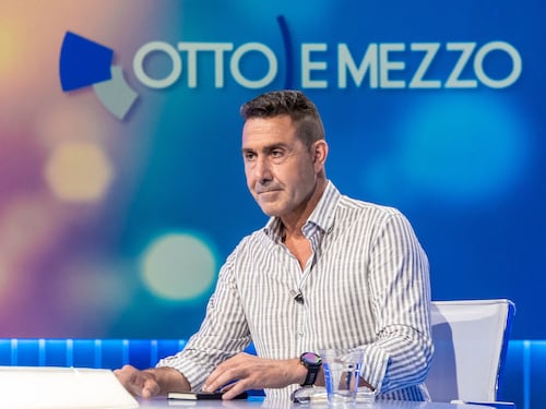 Ora è l'ufficiale di complemento dei progressisti