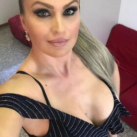 Mercedesz ed Eva Henger: mamma e figlia hot sui social 15