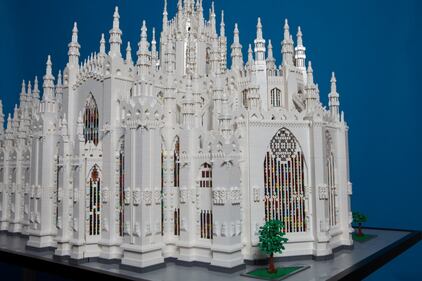 Milano, un Duomo da 100mila mattoncini Lego 5