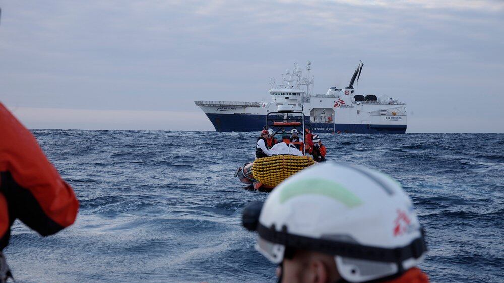 Ancora calata: sbarcano 500 clandestini. Cosa sta succedendo