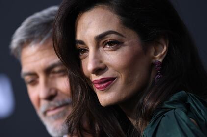 Heorge Clooney e Amal per la premier di "Catch-22"  3
