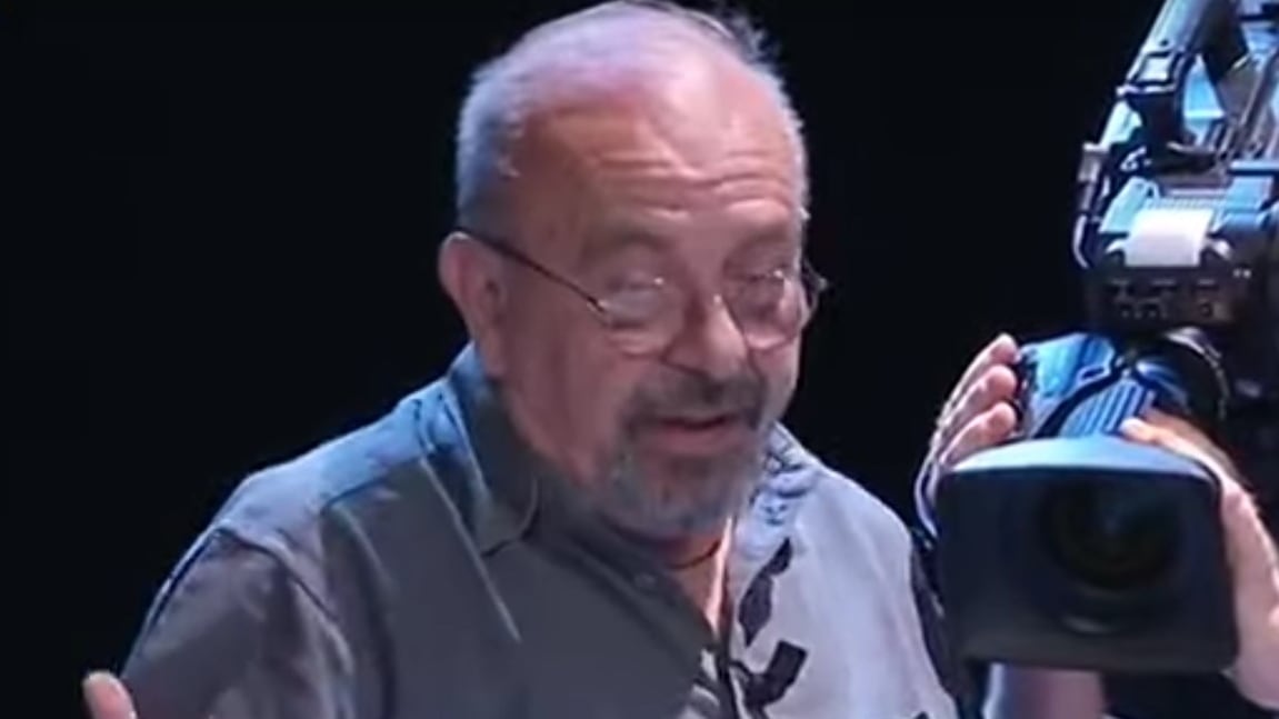 Scoppia la rivolta contro Vauro "Ha offeso il Papa ad Annozero"