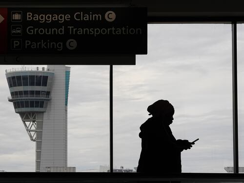 “Stato di emergenza” per 9 voli a Londra Gatwick: cosa è successo