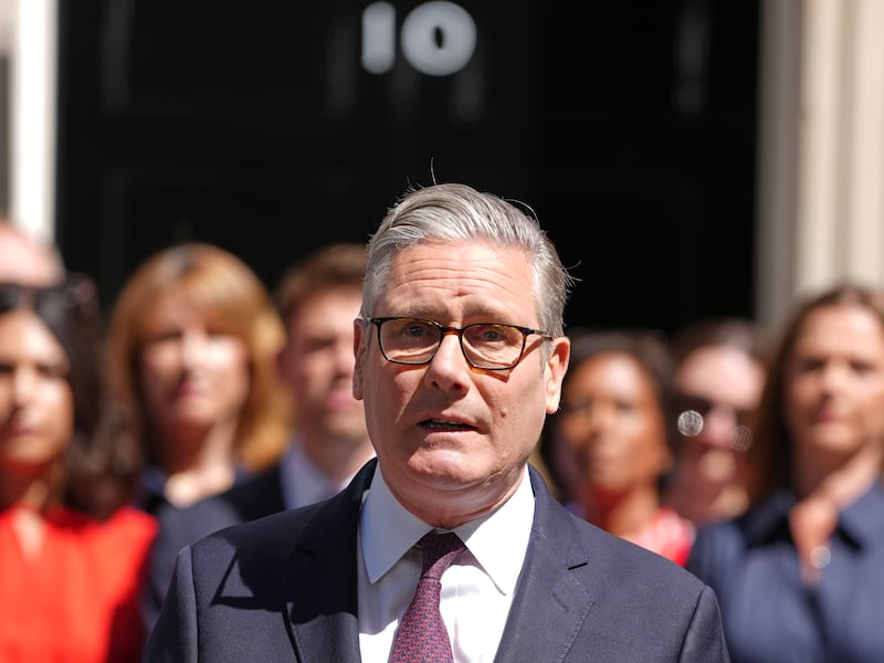 Dopo il governo, Starmer lascia anche Westminster: “Ora mi concentrerò sugli affari internazionali”
