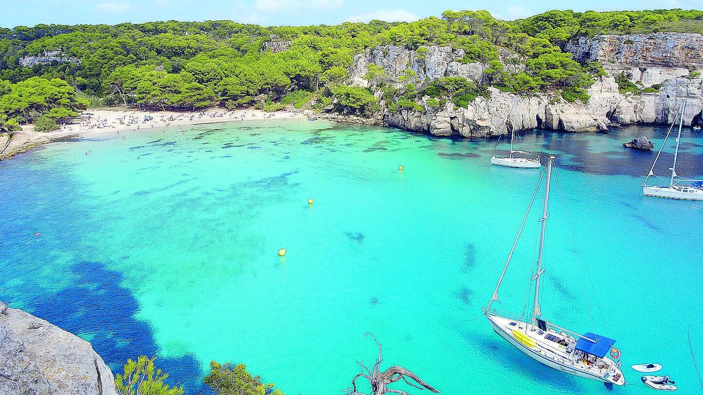 Alle Baleari per veder sorgere il primo sole della Spagna