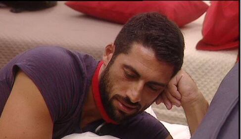 Grande Fratello 14, prime alleanze, baci, flirt 7