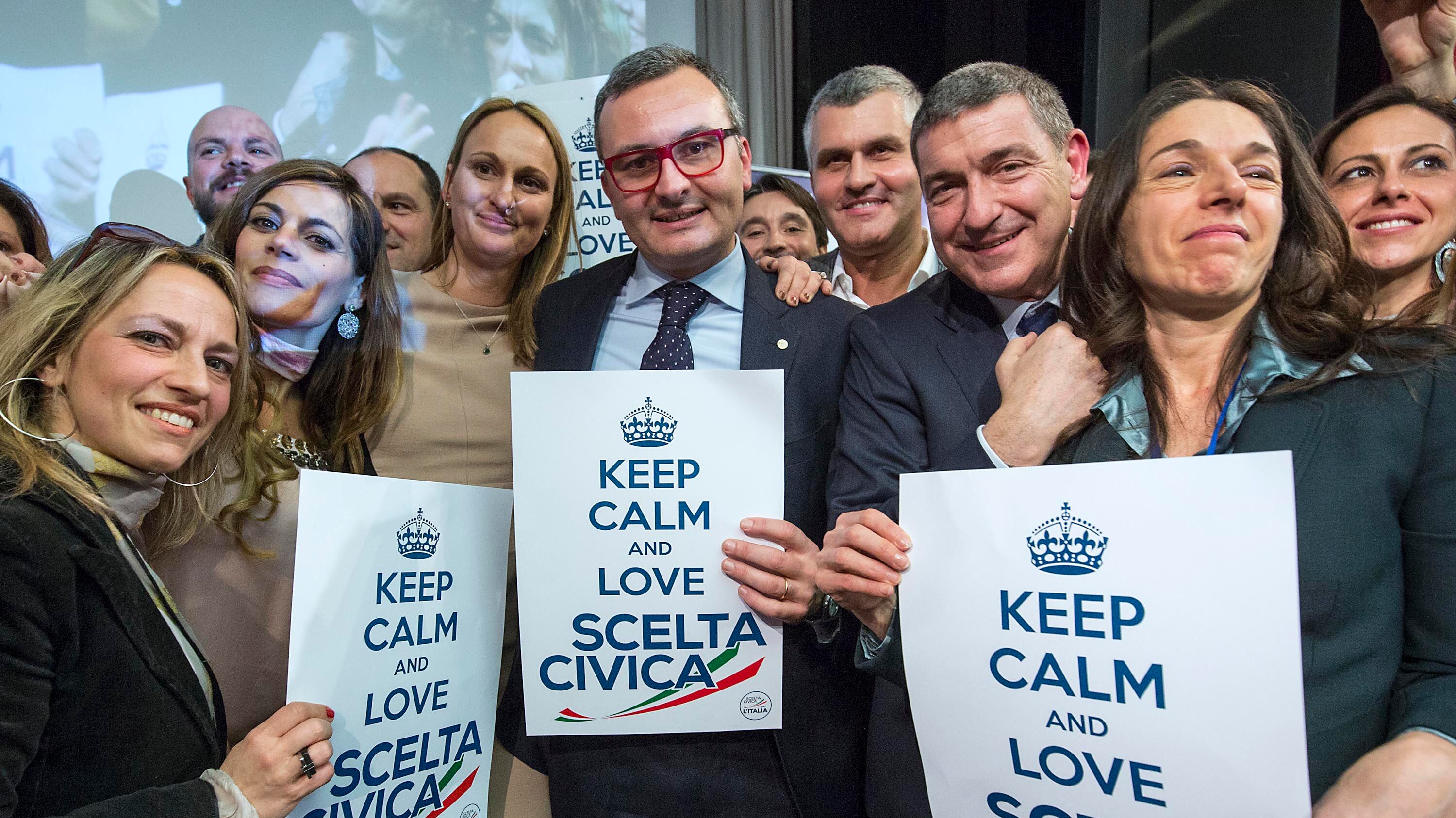 Le nozze Ala-Zanetti rafforzano il premier. Ma il Pd rischia il crac