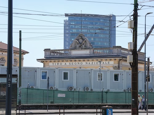 Caporalato nel cantiere del Consolato Usa, fermato a Bergamo il manager Caddell. Era in partenza per la Turchia