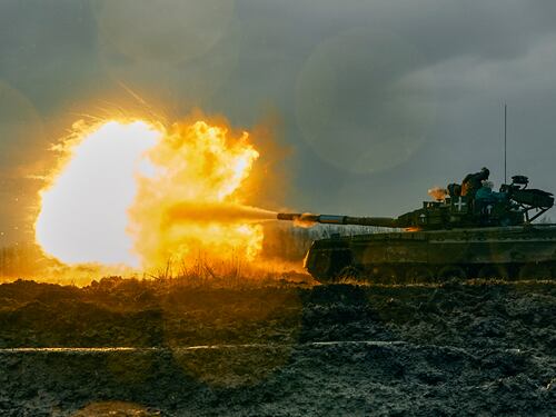 L'esercito di Kiev in allarme: "Armi Usa all'Ucraina non prima dell'estate"