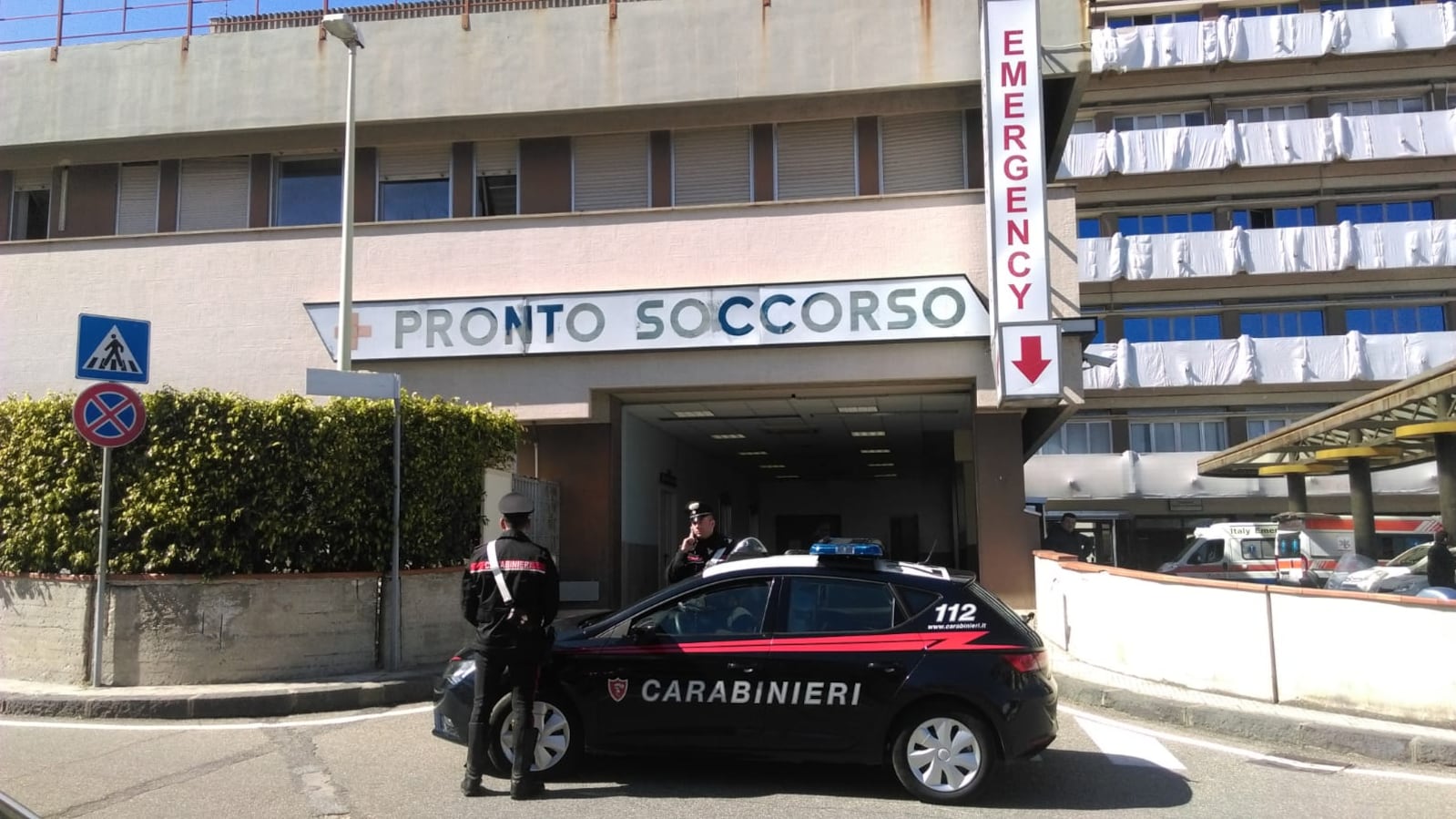 Narcotizza una donna ricoverata in ospedale e abusa di lei: agli arresti un infermiere