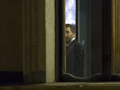 Marino si vendica del Pd: "Farò i nomi, tiro giù tutti"
