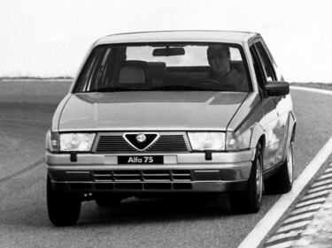 Alfa 75: guarda la gallery 16