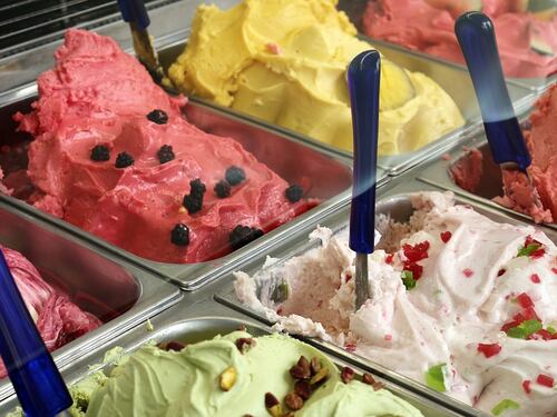 Denti sotto controllo in estate: caldo e gelati li danneggiano