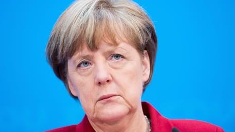 Spiegel: ministri tedeschi pronti a sfiduciare la Merkel
