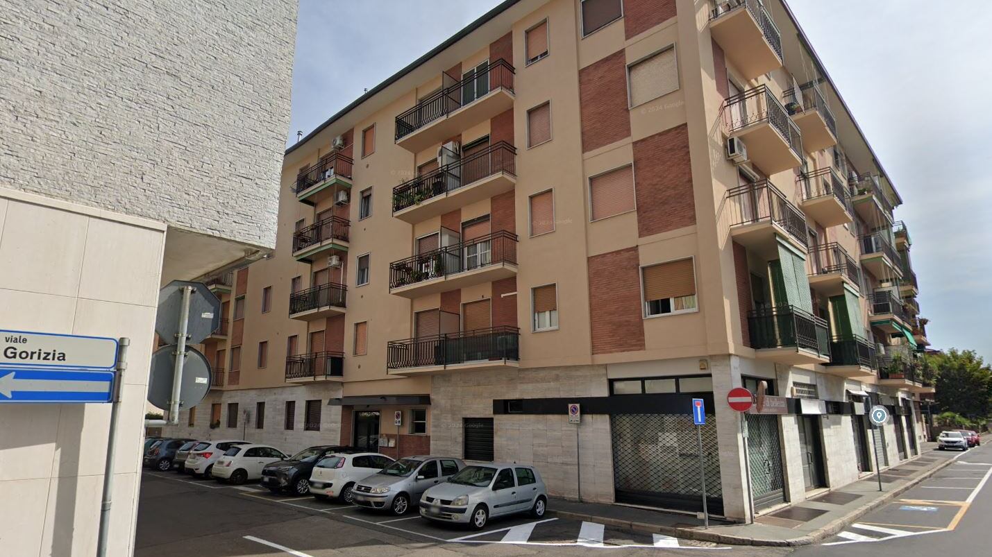 Uccisa in casa con un coltello piantato nella schiena. Orrore a Legnano