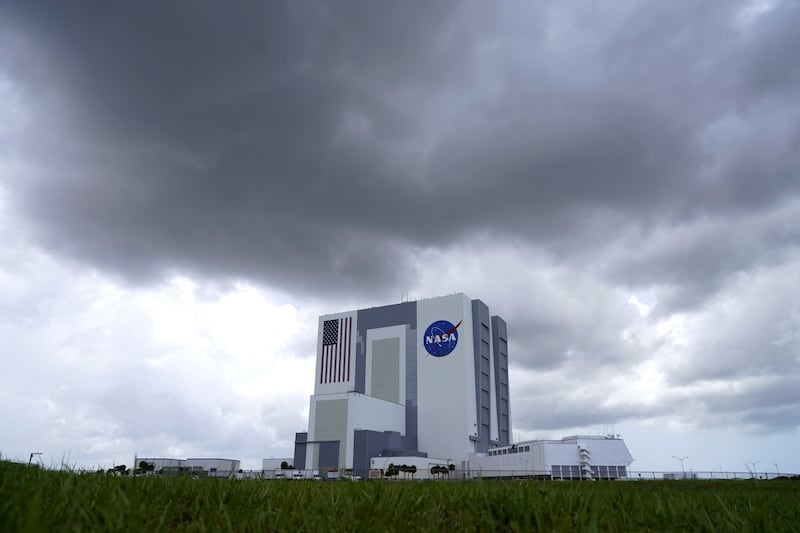 SpaceX, la storia è scritta: lanciata la navicella Crew Dragon 2