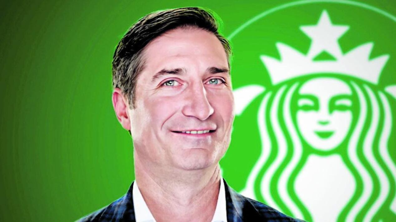 Bufera su Starbucks: il capo in jet al lavoro (distante mille miglia)
