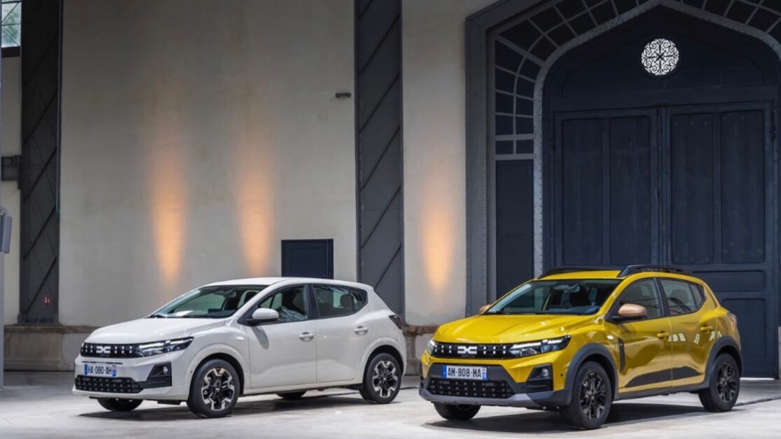 DACIA corre nel 2025 e rilancia Sandero: restyling per la regina straniera d’Italia