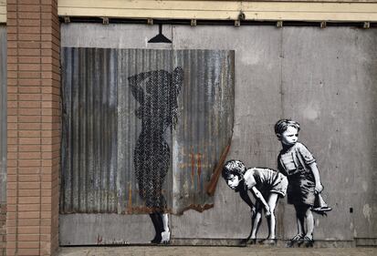 Benvenuti a Dismaland, il tetro parco giochi di Banksy 7