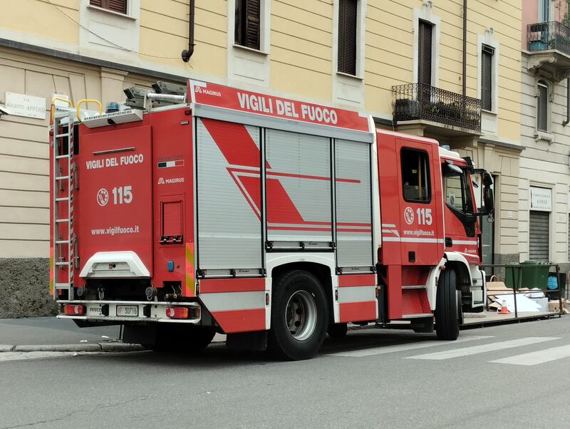 Una palazzina è crollata nella notte in zona Porta Romana a Milano 7