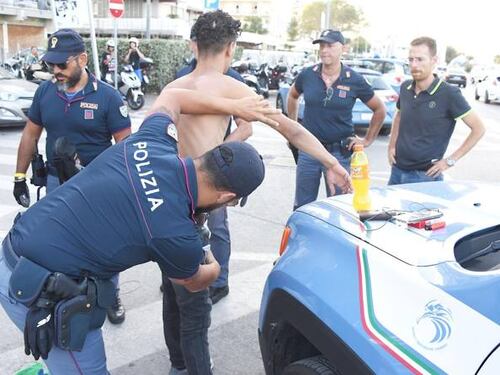Padova in balia di violenti africani: 3 arresti solo lunedì sera