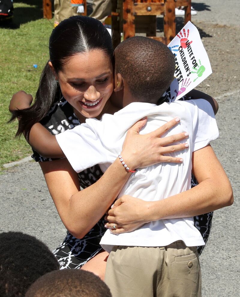 Meghan Markle e il Principe Harry arrivano in Sudafrica: foto 9