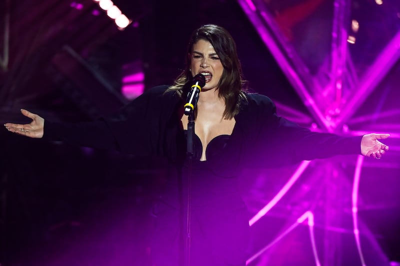 Sanremo 2024: ecco il look della prima serata del Festival da Emma 3