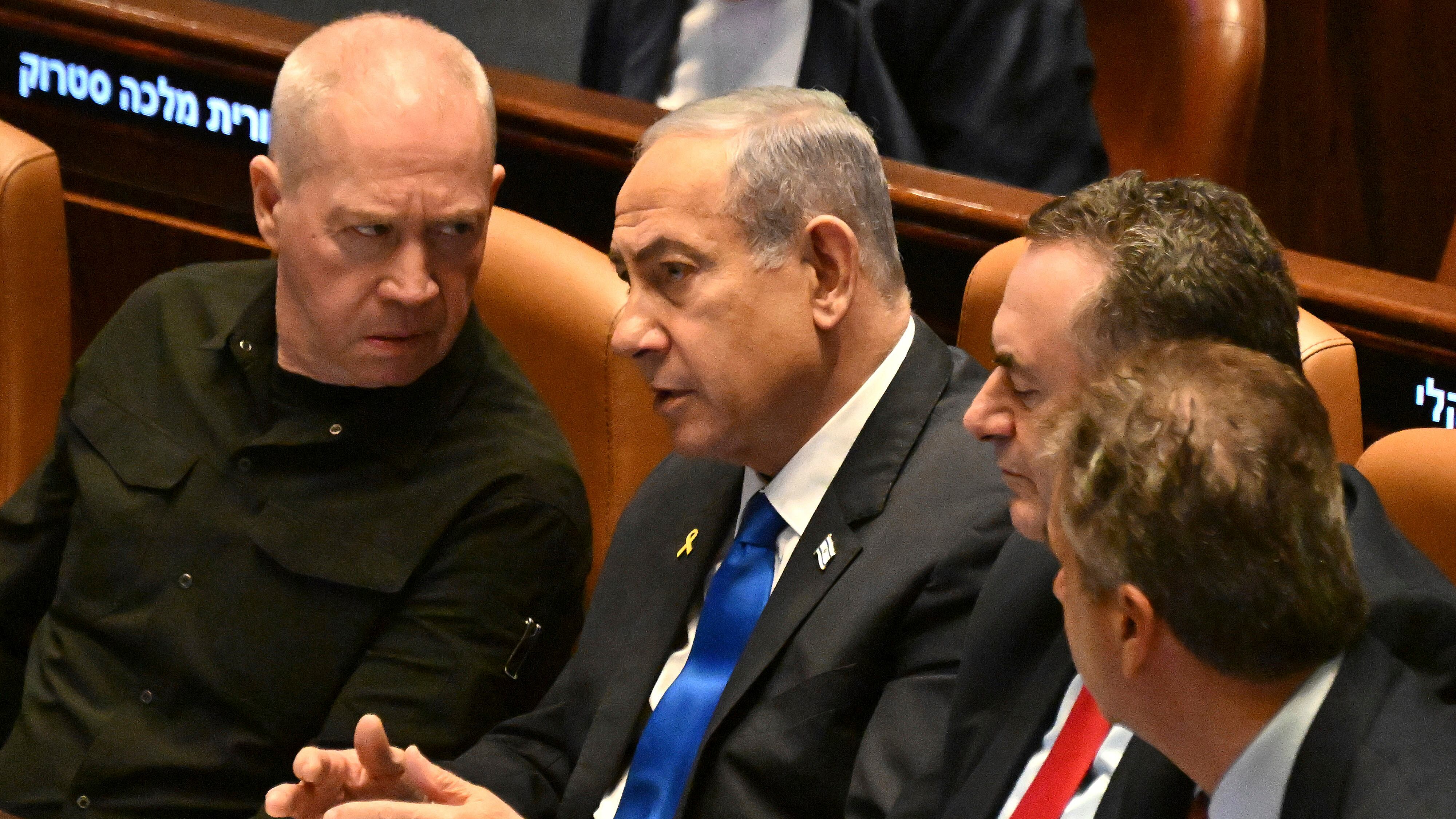 "Crimini di guerra a Gaza". L'Aia vuole arrestare Bibi