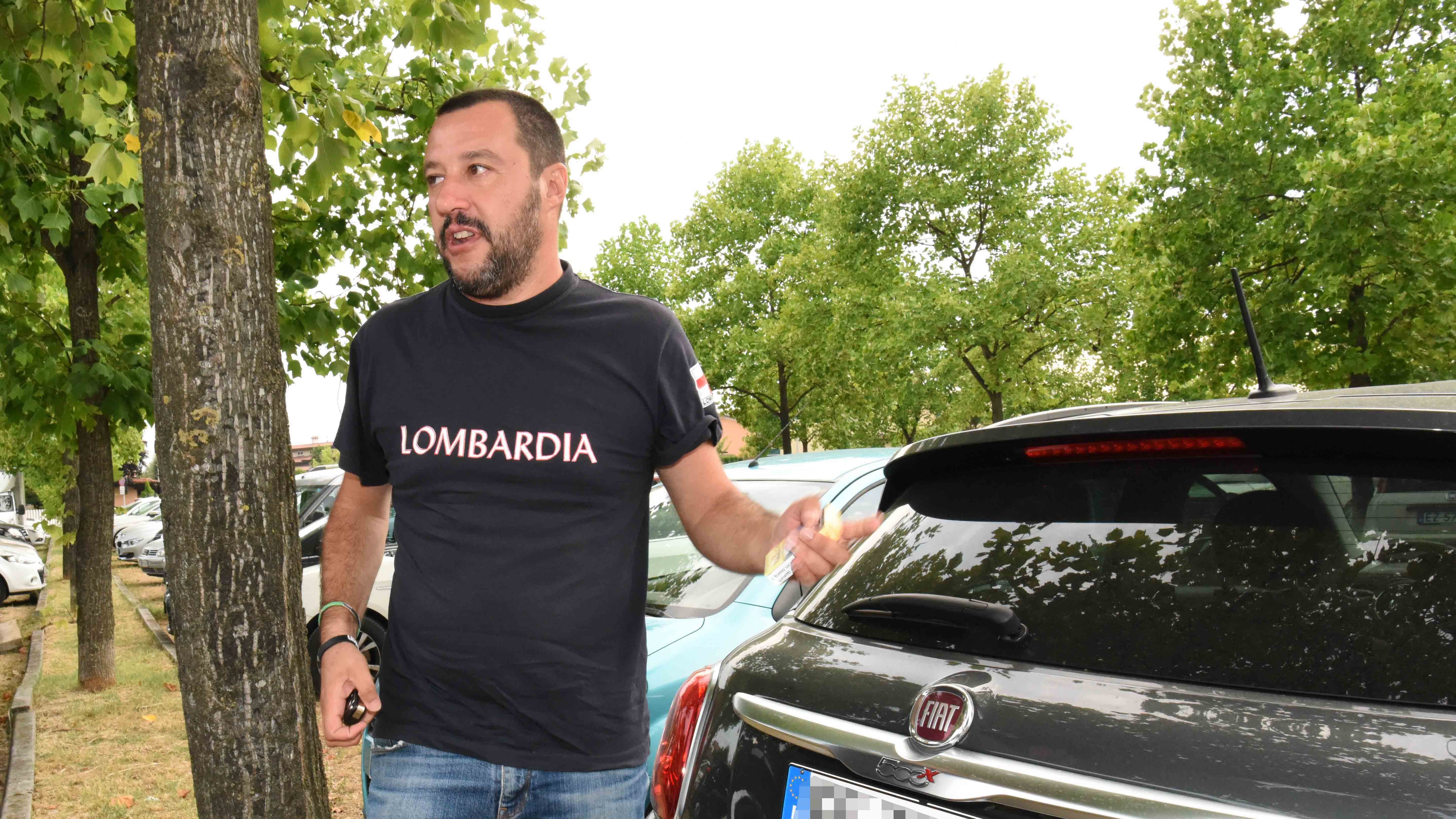 Salvini ora guarda al Sud e cerca la sponda di Fitto
