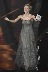 Sanremo 2018, il fascino di Michelle Hunziker 1