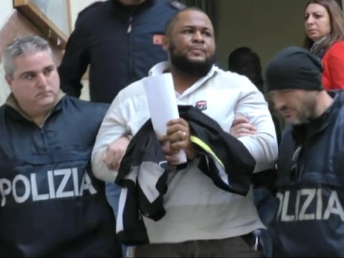 Mafia nigeriana, 10 arresti. Salvini: "No tolleranza per i delinquenti"