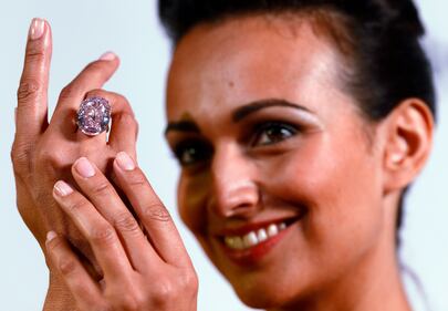 All'asta il diamante rosa da 60 milioni 4