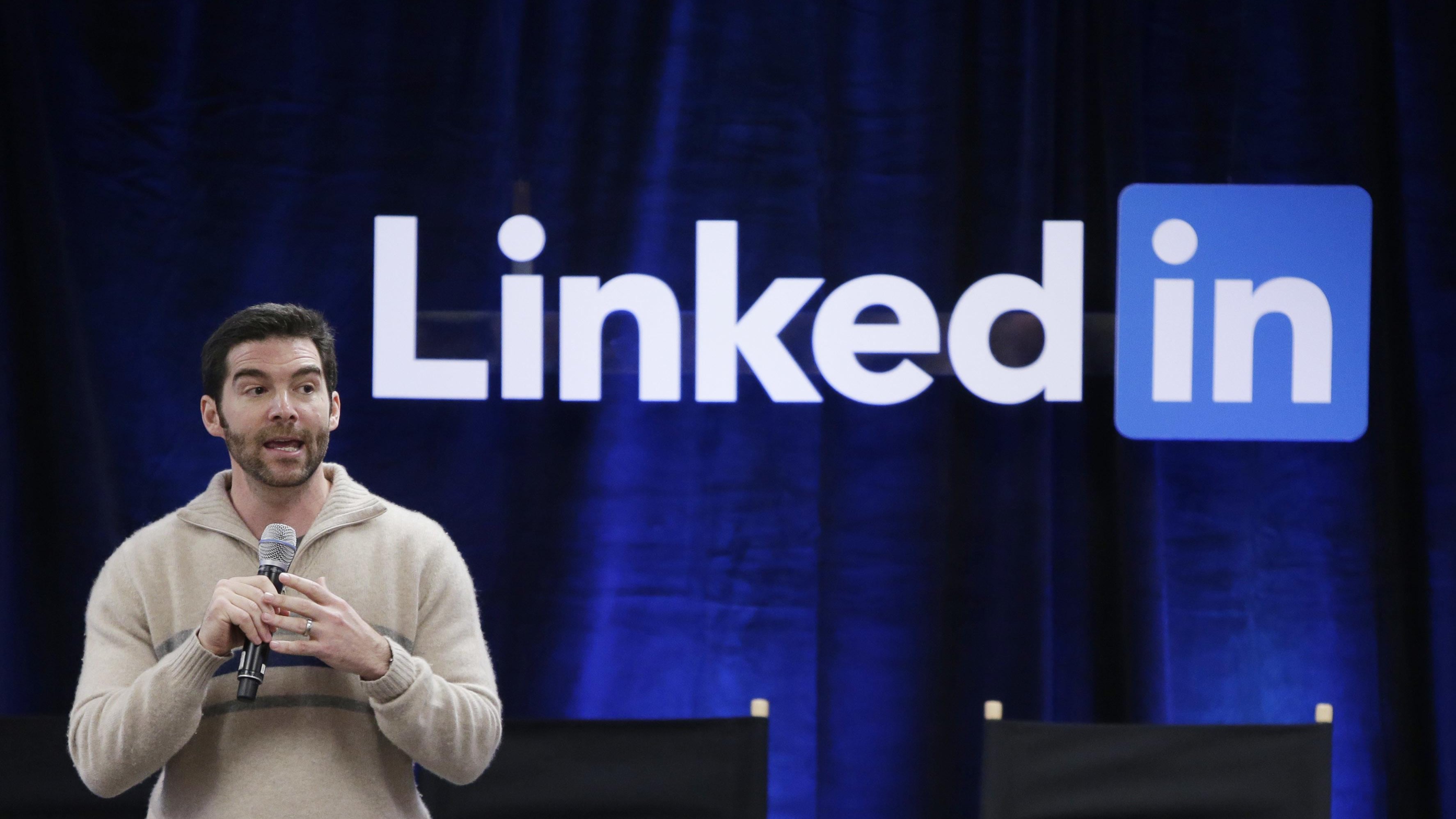 LinkedIn nelle mani di Microsoft: 26 miliardi per il social network
