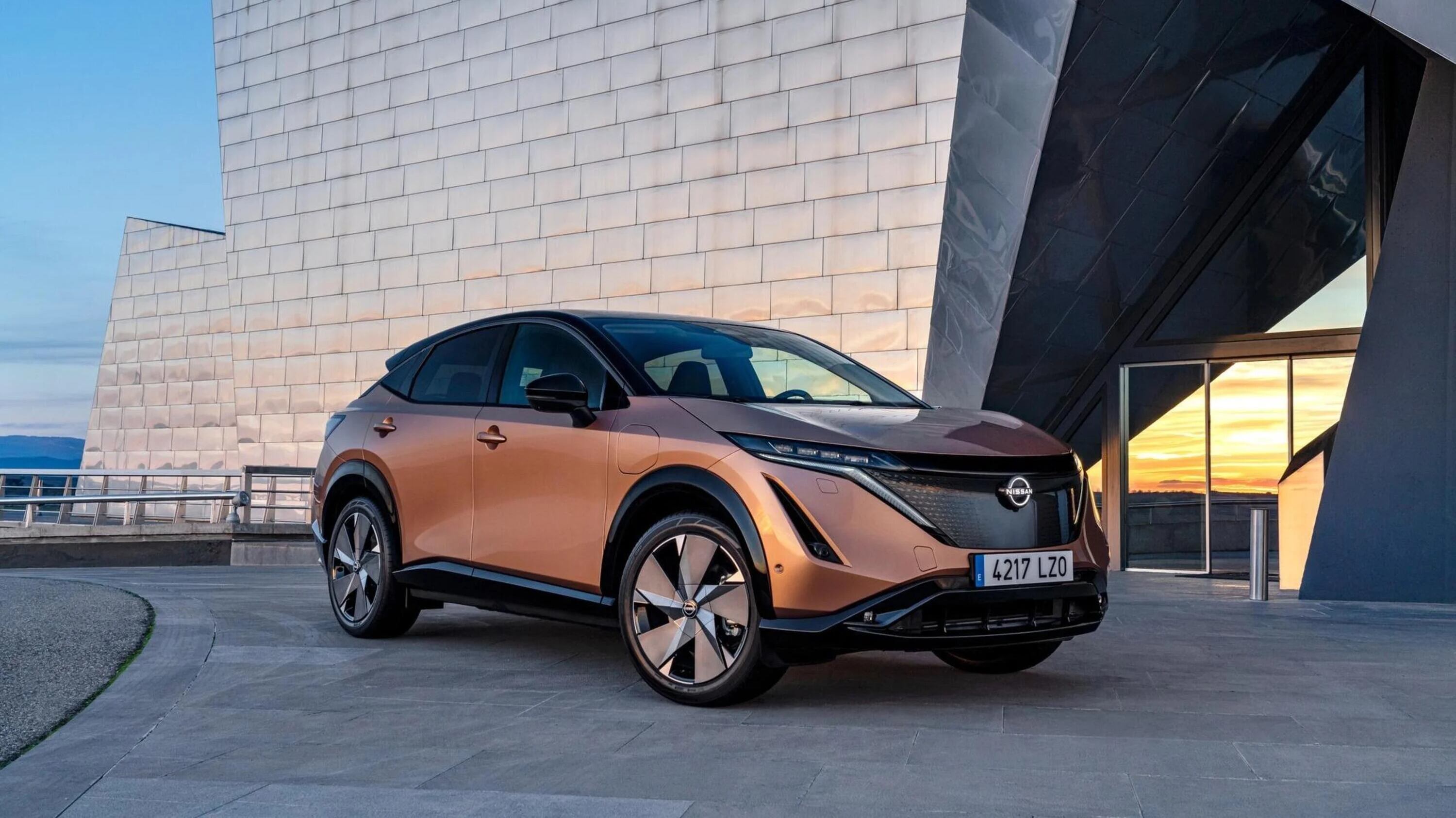 Auto elettriche: Nissan abbassa i prezzi di Ariya, ora da 42.600 euro