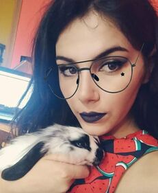 Valentina Nappi, selfie hot da coniglietta 14