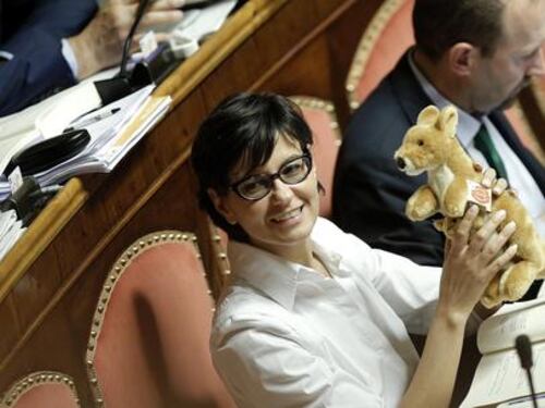 Lady Tosi detta la linea: "Flavio correrà da solo"
