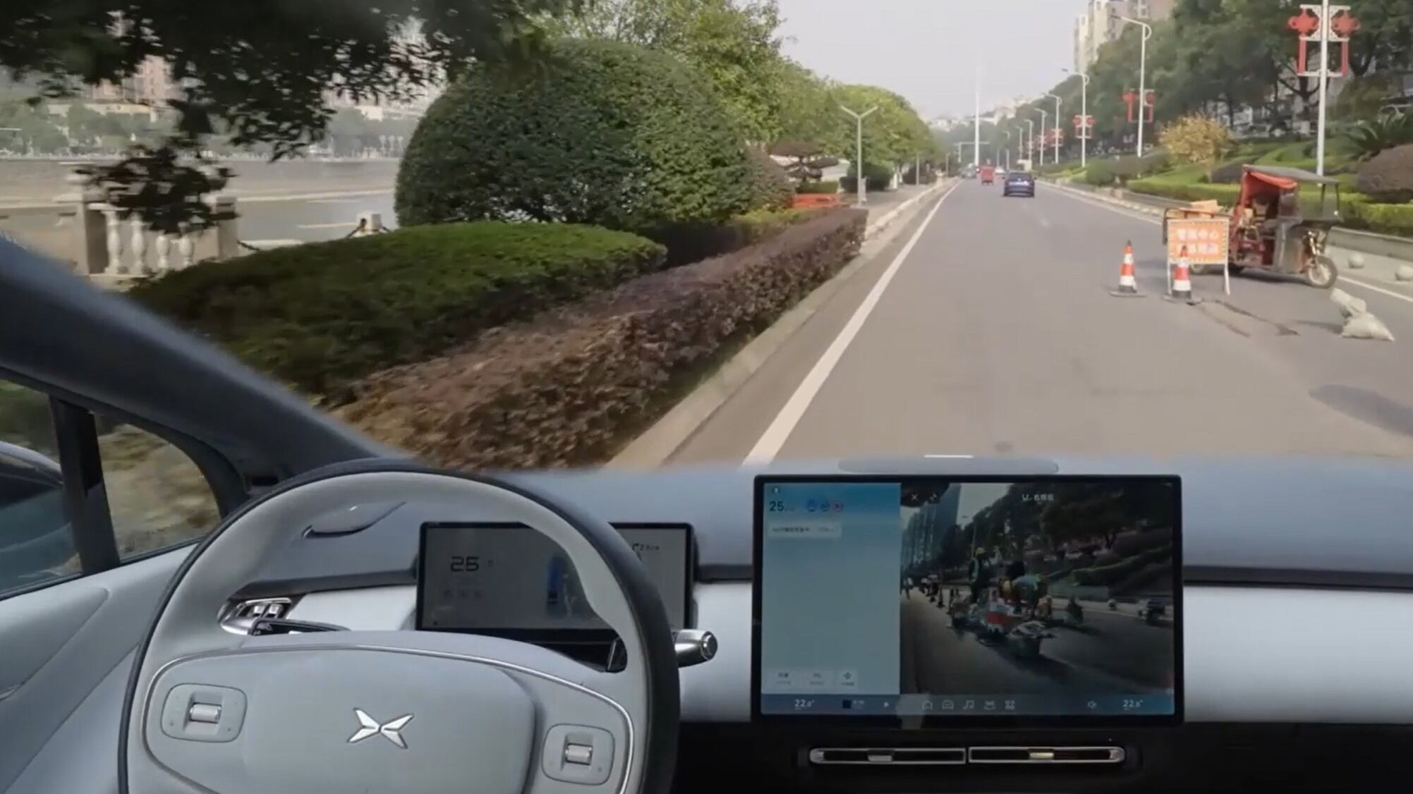 Proviamo la guida autonoma di XPENG, la Tesla della Cina