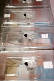 Urne aperte per il voto francese 10