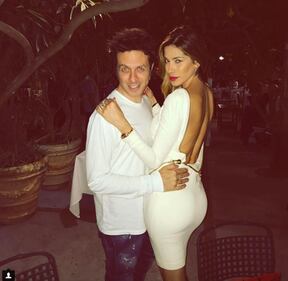 Aida Yespica hot in versione natalizia 12